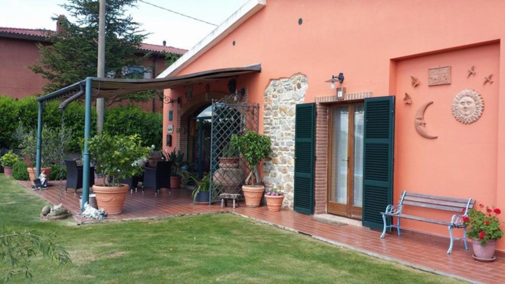 Agriturismo Il Maggio 曼恰诺 外观 照片